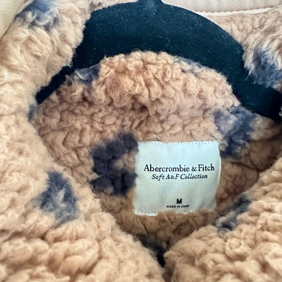 Abercrombie & Fitch Soft Sherpa Leopard Animal Brown Pullover Size Medium New - Picture 5 of 7